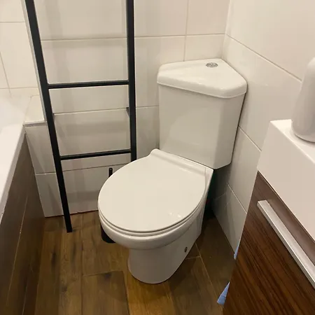 Victoria Apartment Martin